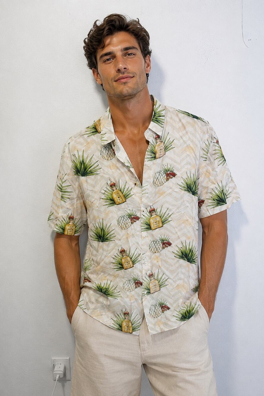 PATRON Tan White Tequila Bottle Pineapple Print Hawaiian Button Up Mens sz XL